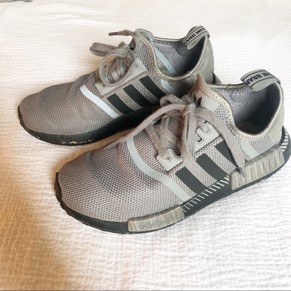 Adidas NMD R2